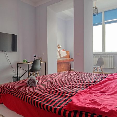 Living Spaces - Guesthouse Yerevan Bagian luar foto